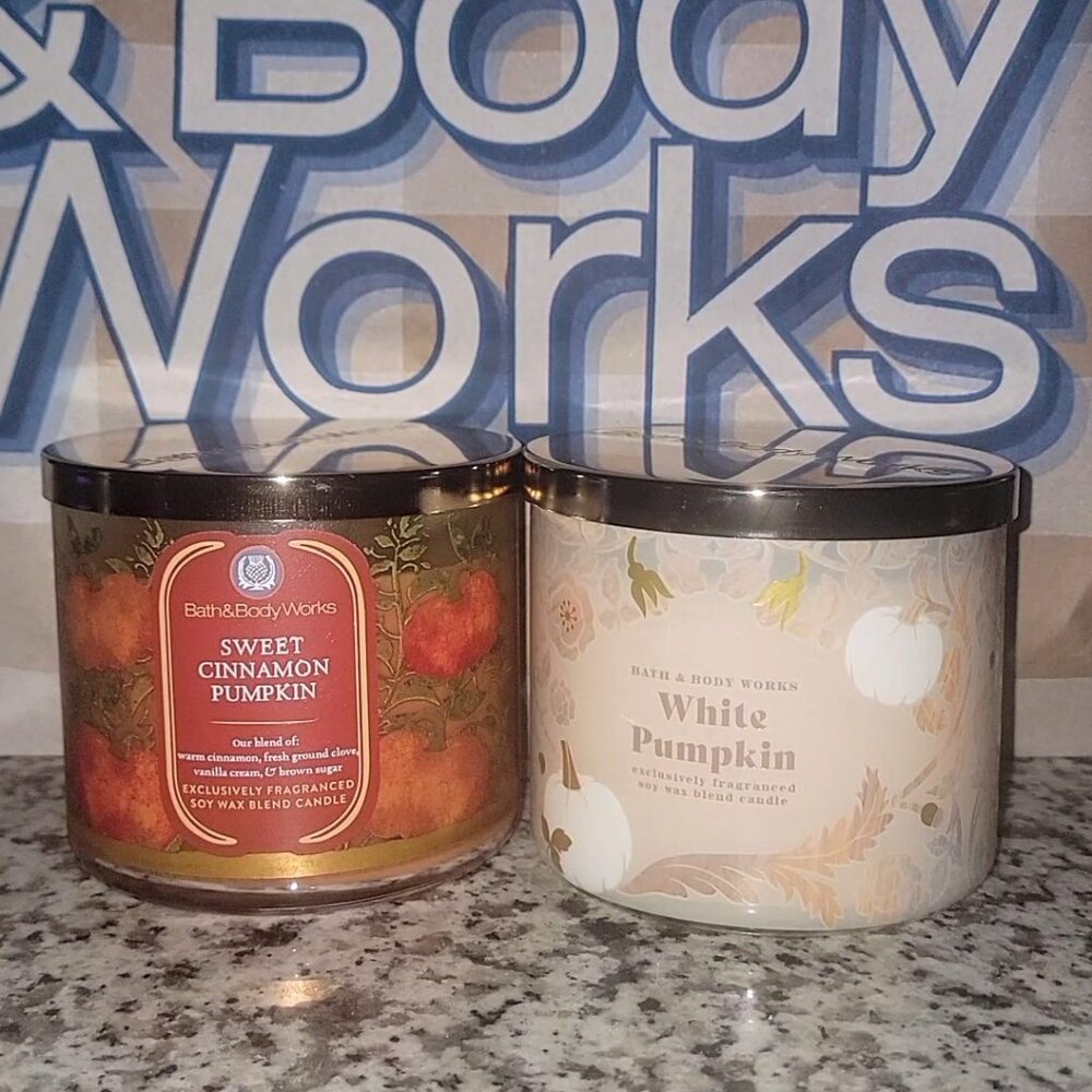 🎉 NEW BATH & BODY WORKS SWEET CINNAMON PUMPKIN CANDLE AND WHITE PUMPKIN CANDLE